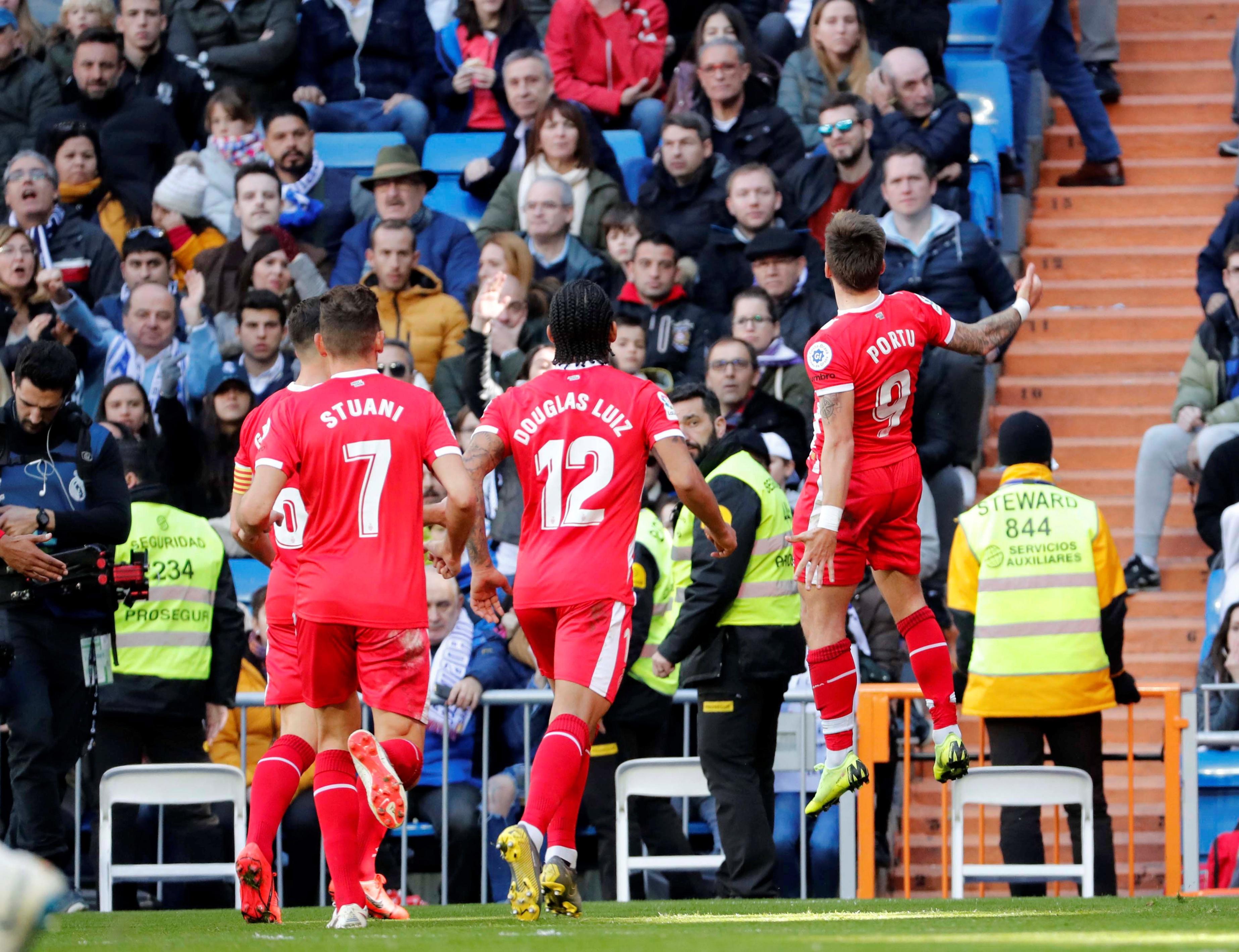 通过这些故 通过这些故